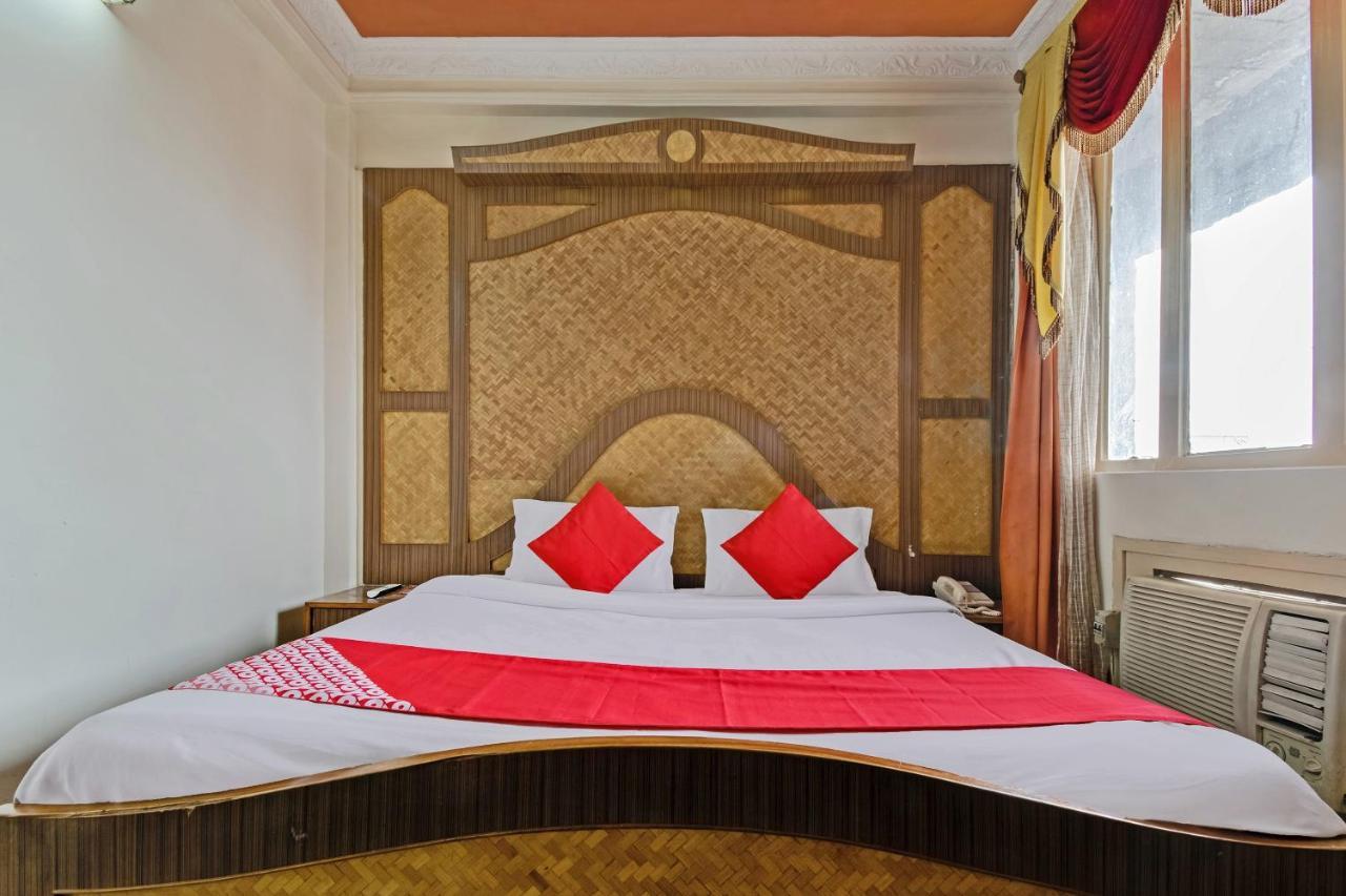 โอโย 24888 โฮเต็ล ศม พาเลซ Hotel คาตรา ภายนอก รูปภาพ